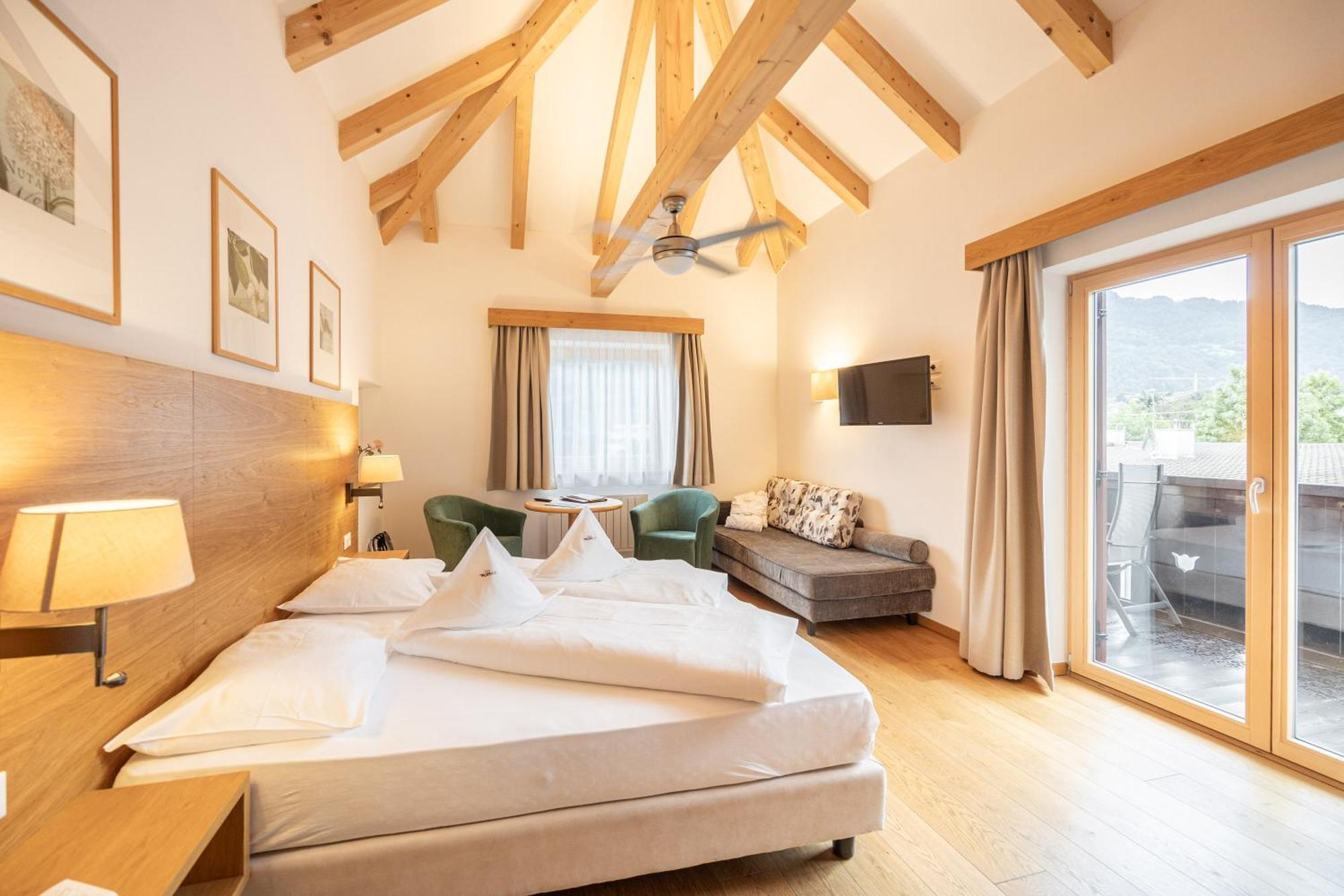 Parkhotel Tirolerhof Лагундо Экстерьер фото