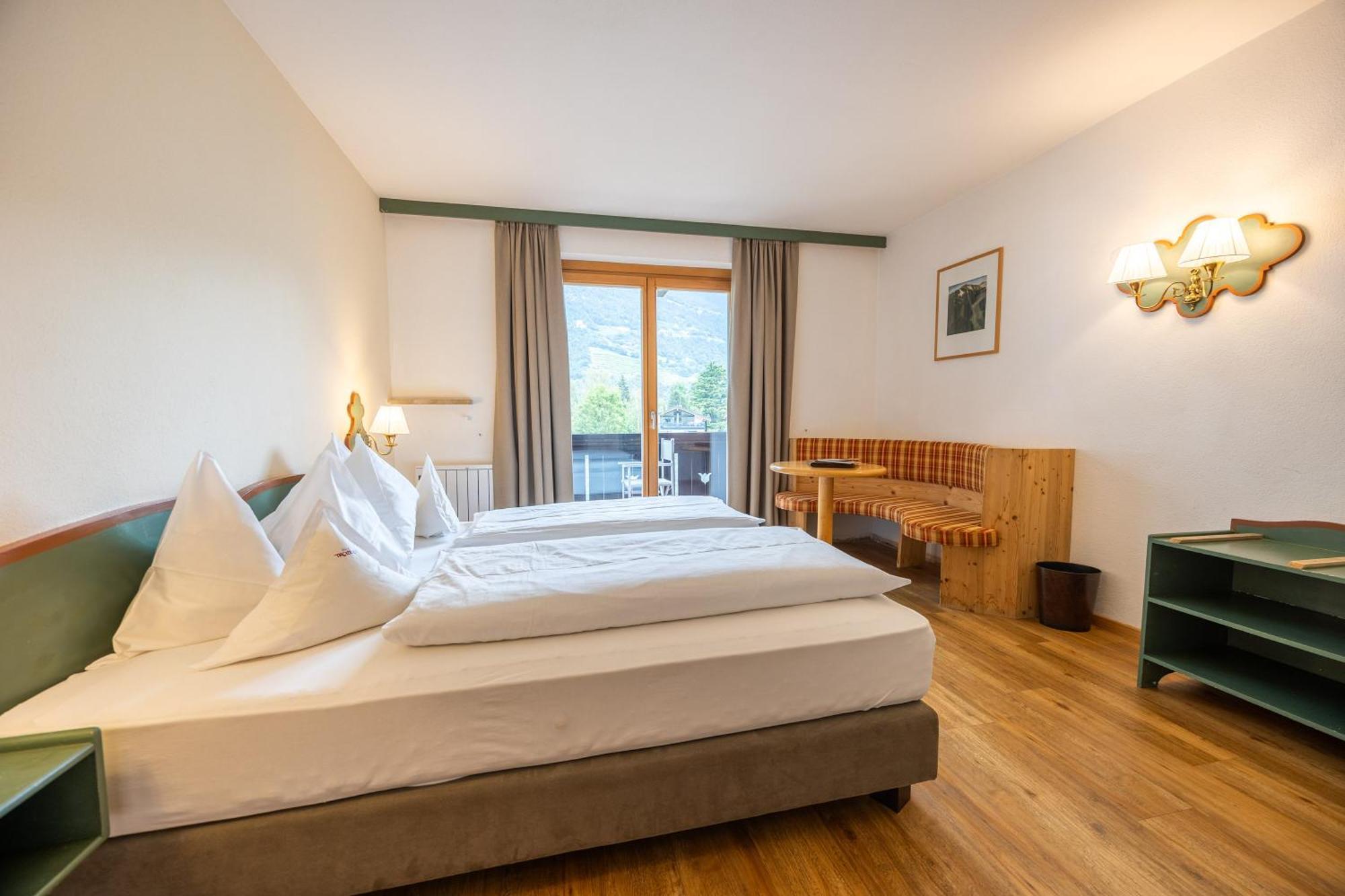 Parkhotel Tirolerhof Лагундо Экстерьер фото